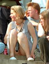 Admin Upskirt Blonded poesje geschoren tiener Upskirt geen reacties