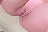 Porn613 volwassene Image Gallery Pis Pee kaal geschoren Smooth Pussy kut