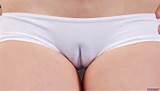 Mooie kut Cameltoe wit slipje