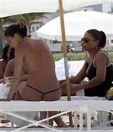 Sanaa Lathan haar tieten en kont In Thong op strand Paparazzi tonen