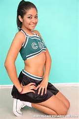 Latina tiener Cheerleader Loves Cock 68352 Latina Jpg