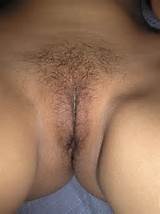 Desi Indiase meisje naakt Selfshots harige kut en Busty Boobs naakt