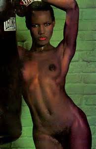 Grace Jones naakt